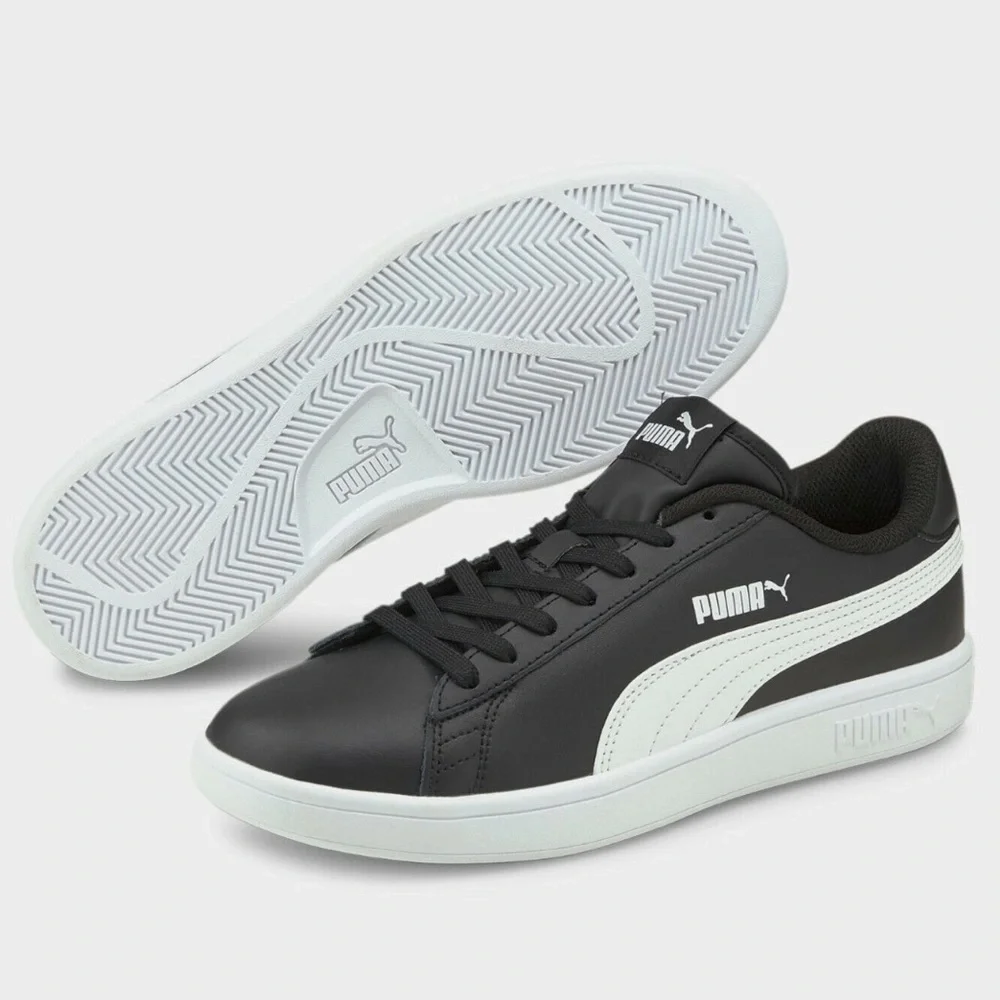 PUMA Smash V2 Sneaker 374513-04 Men's 8.5 Black and White